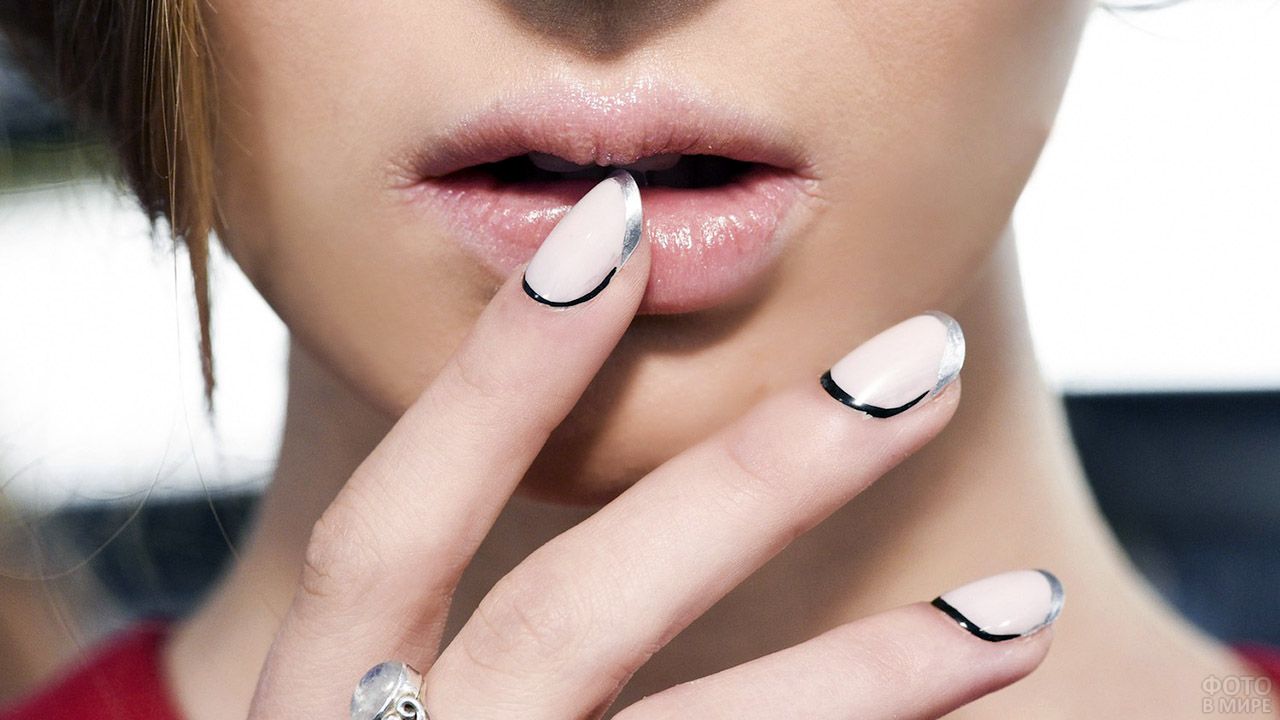 Fashionable French nails (top 10 trends)